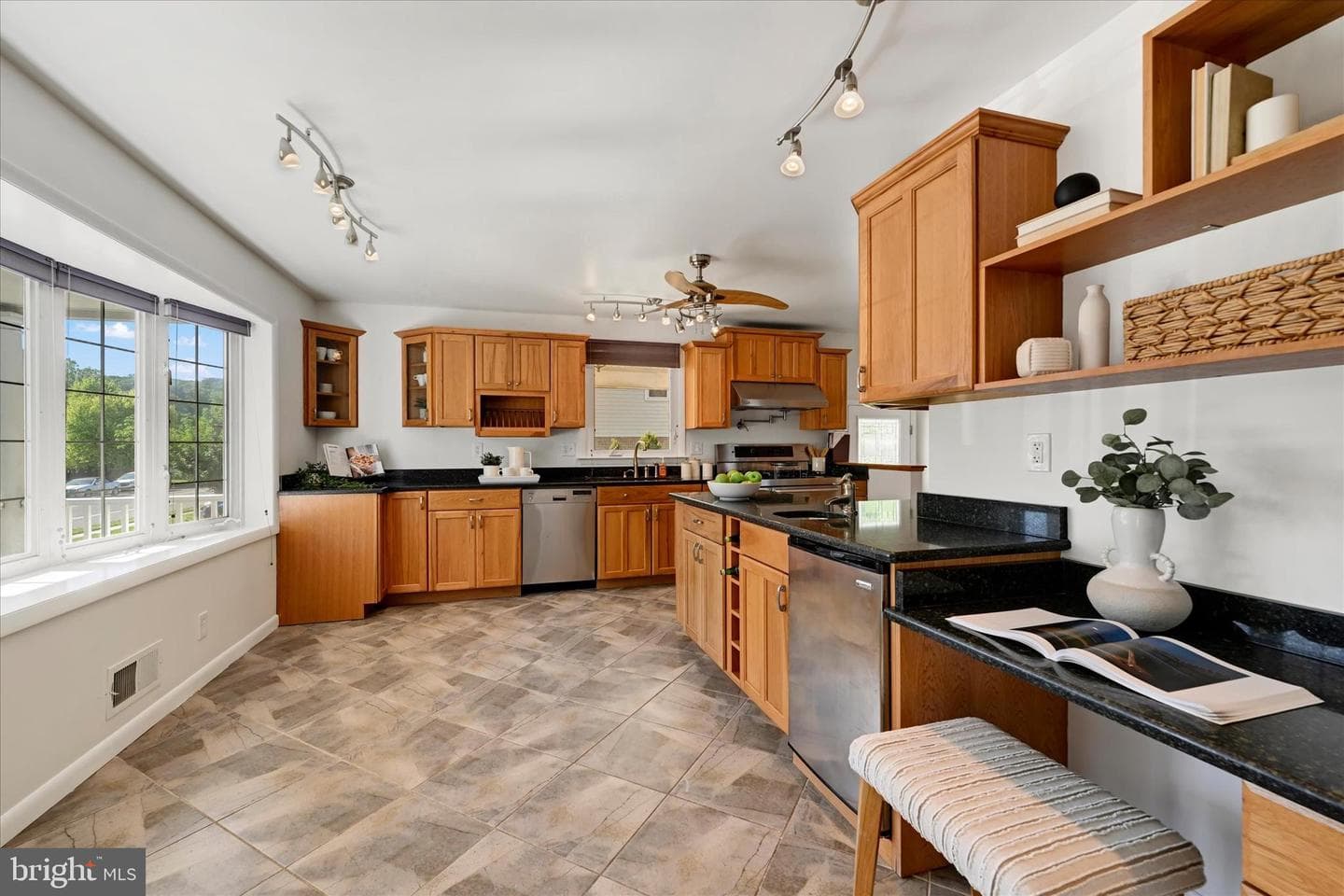 8216 Thornton Road photo 12
