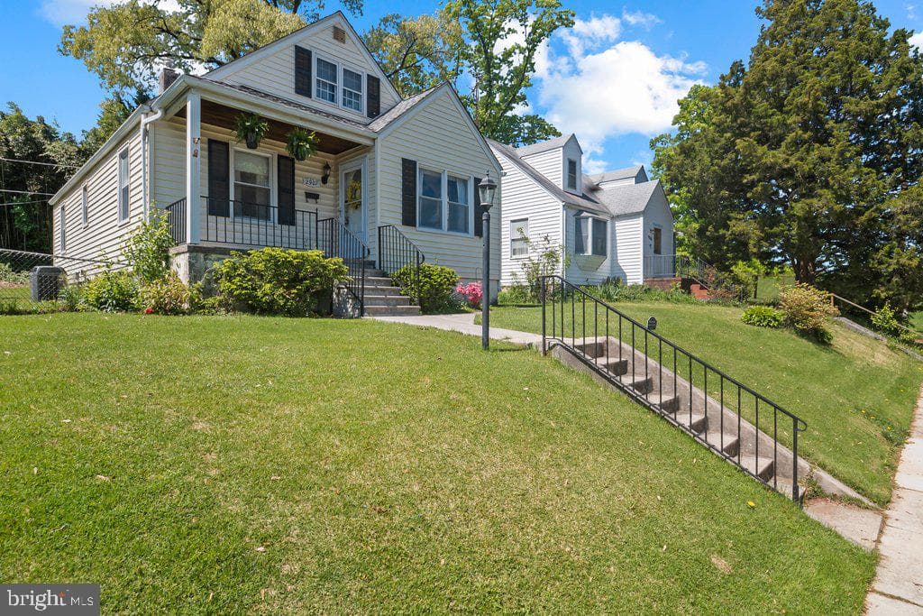 2907 Edgewood Avenue photo 3