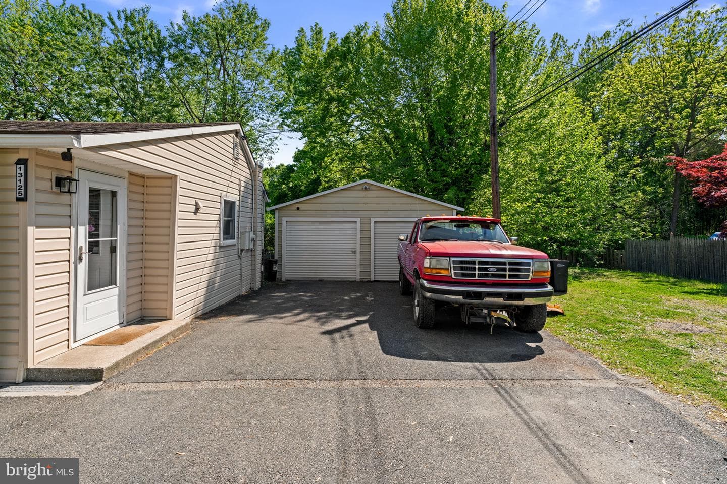 13125 Sylvan Avenue photo 25