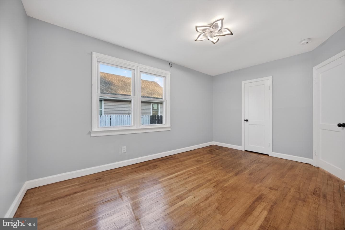 946 Martin Road photo 21