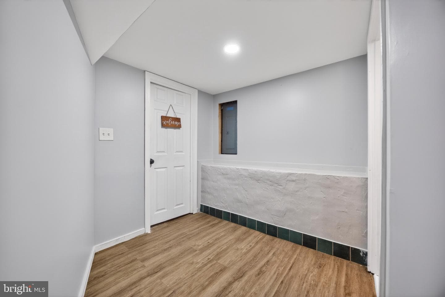 946 Martin Road photo 36