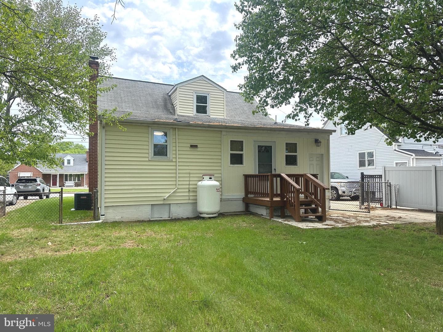 612 N Woodward Drive photo 3
