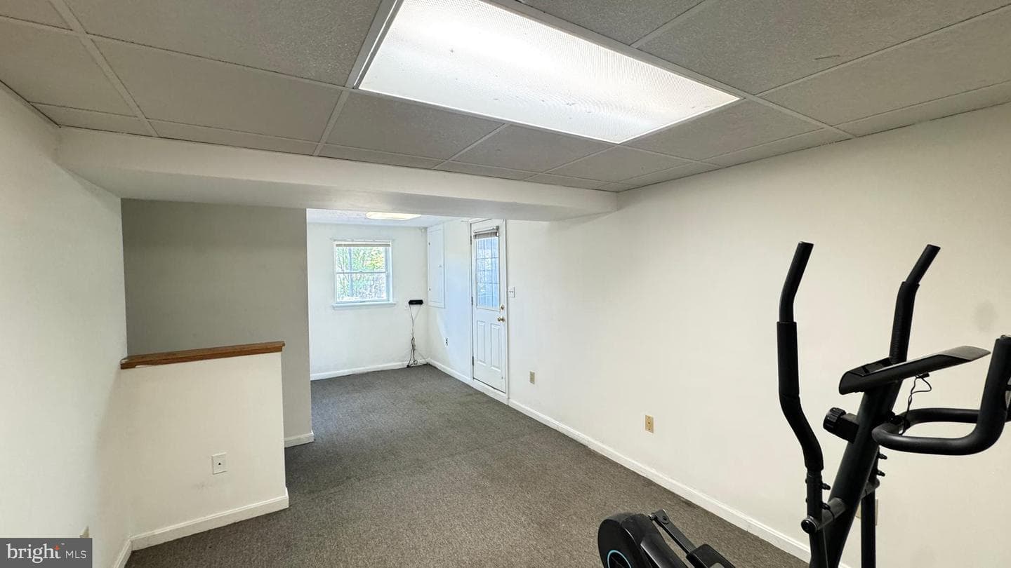 7835 Perry photo 35