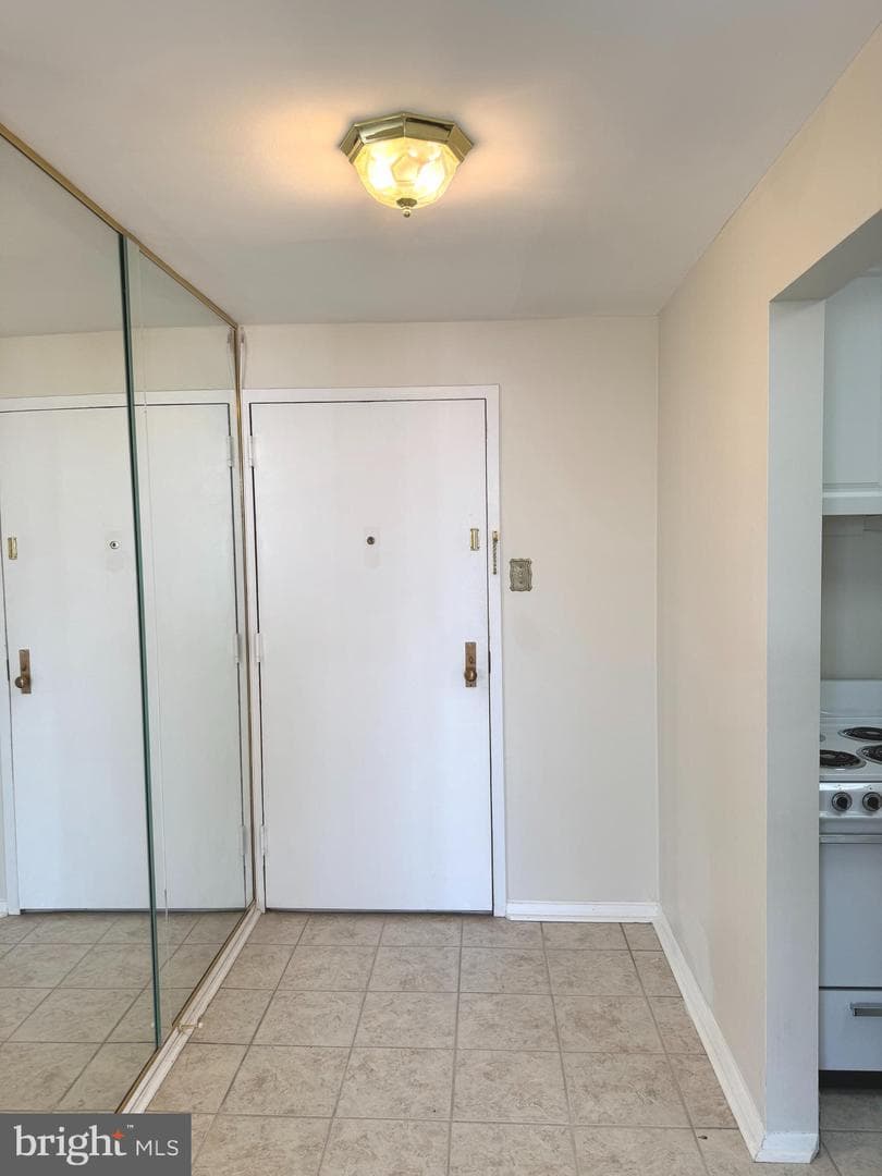 28 Allegheny Avenue #1404 photo 2