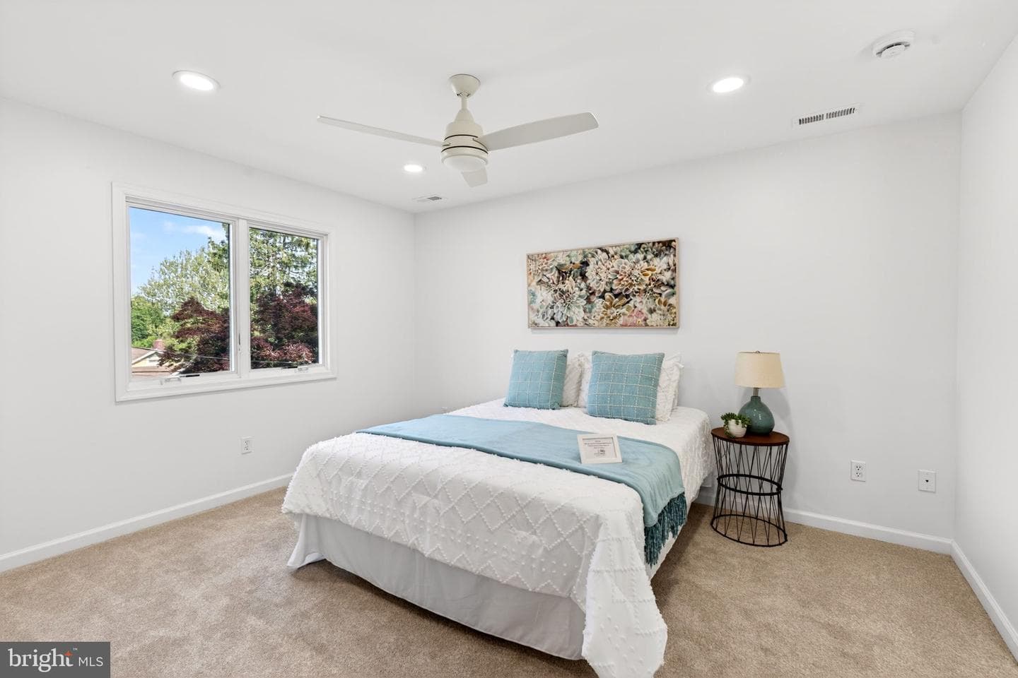 9 Maple Avenue photo 48
