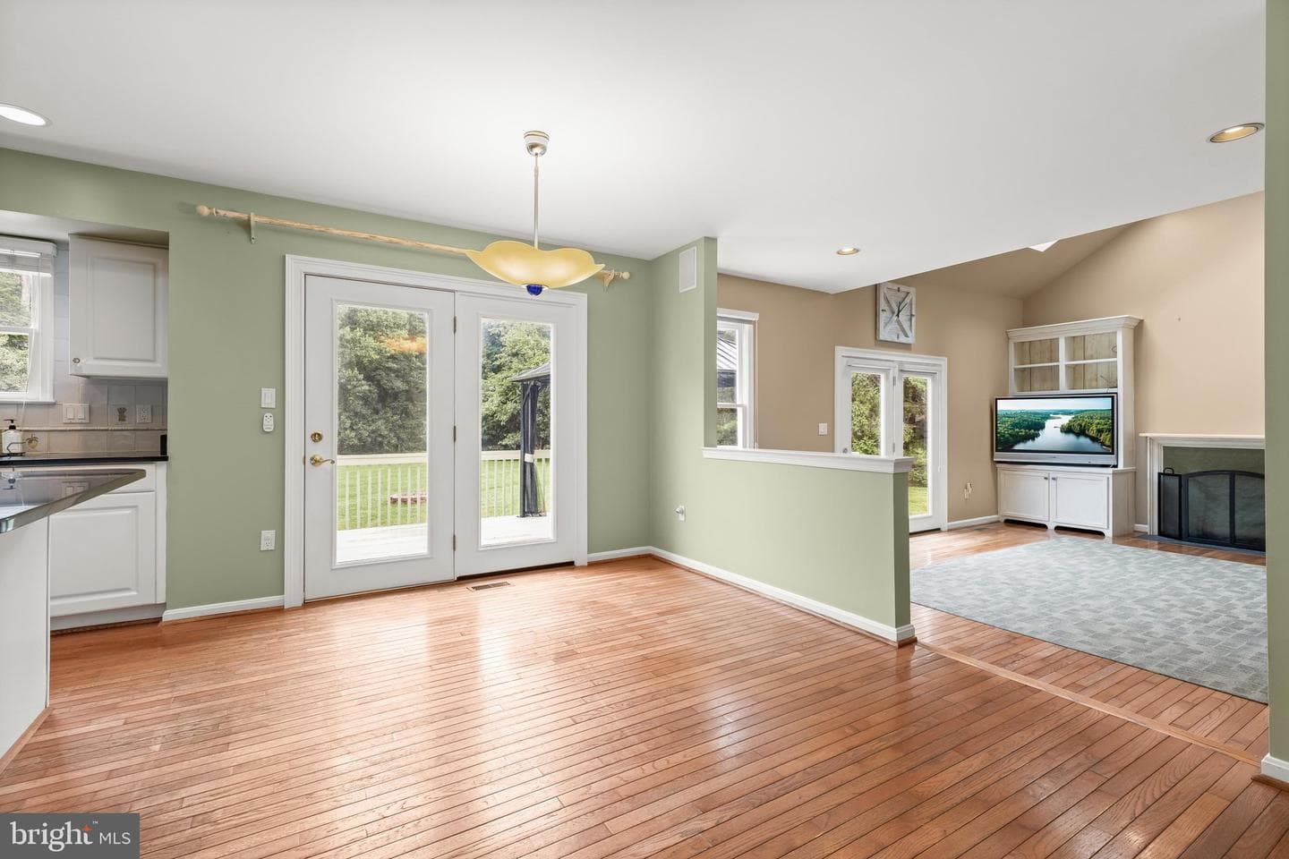 16 Charing Court photo 21