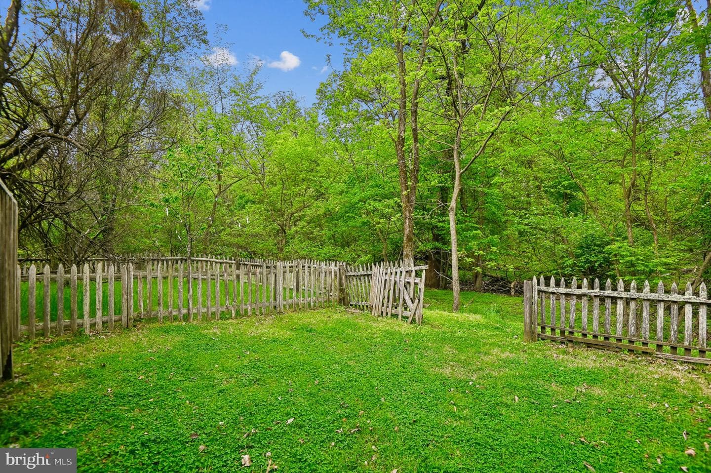 3838 Twin Lakes Court photo 35