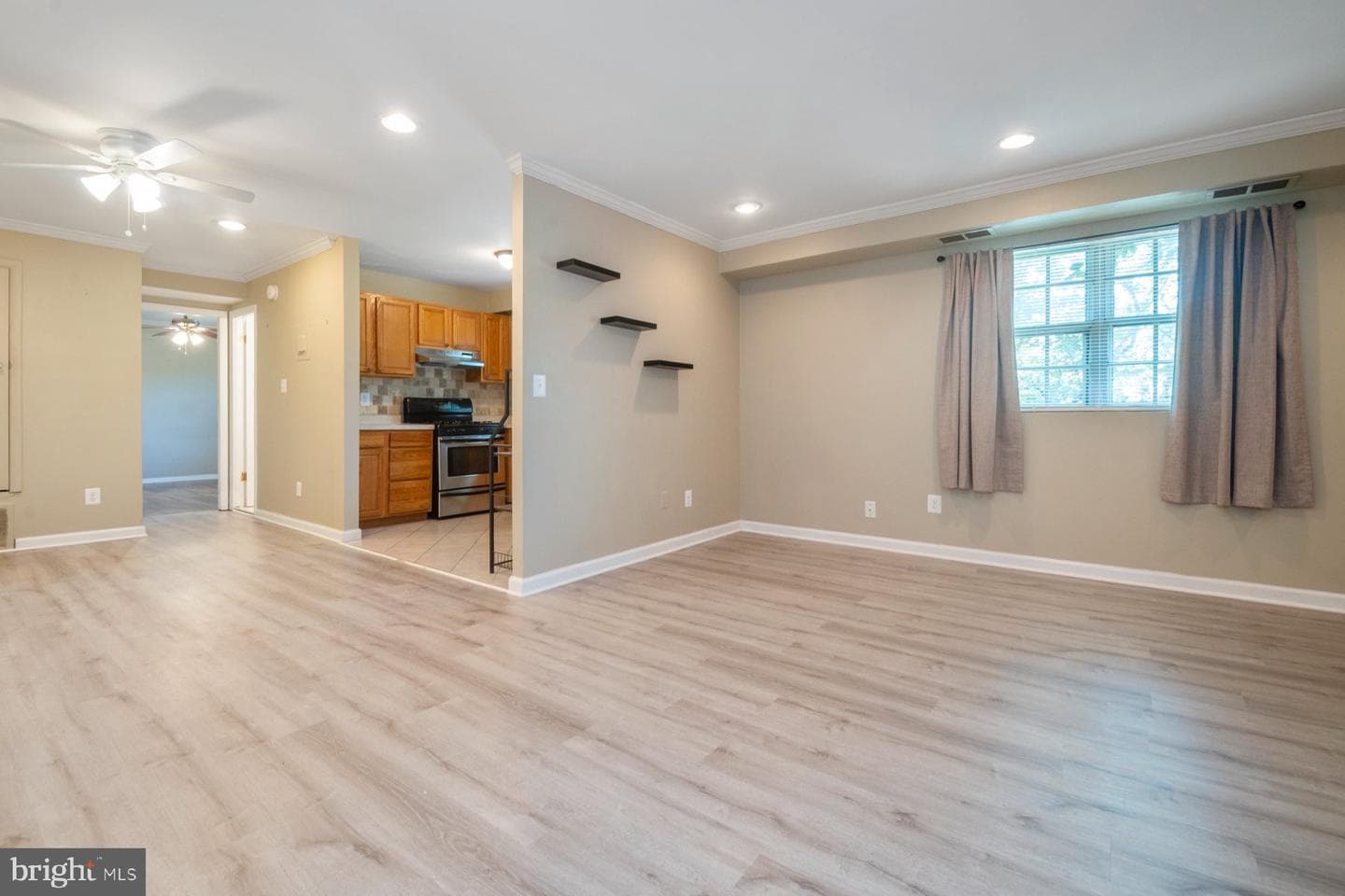 11906 Tarragon Road #h photo 8