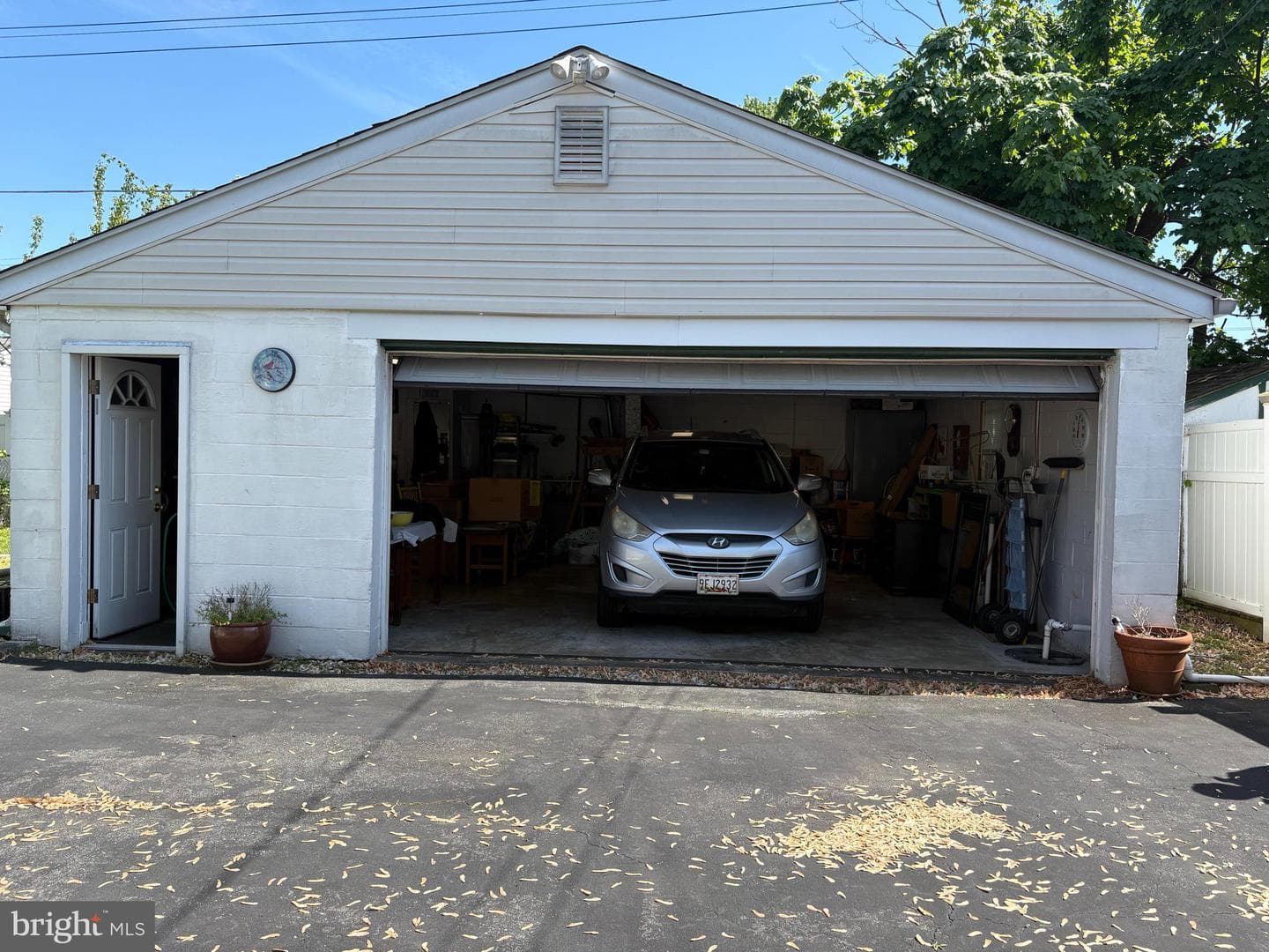 210 Pinewood Road photo 11