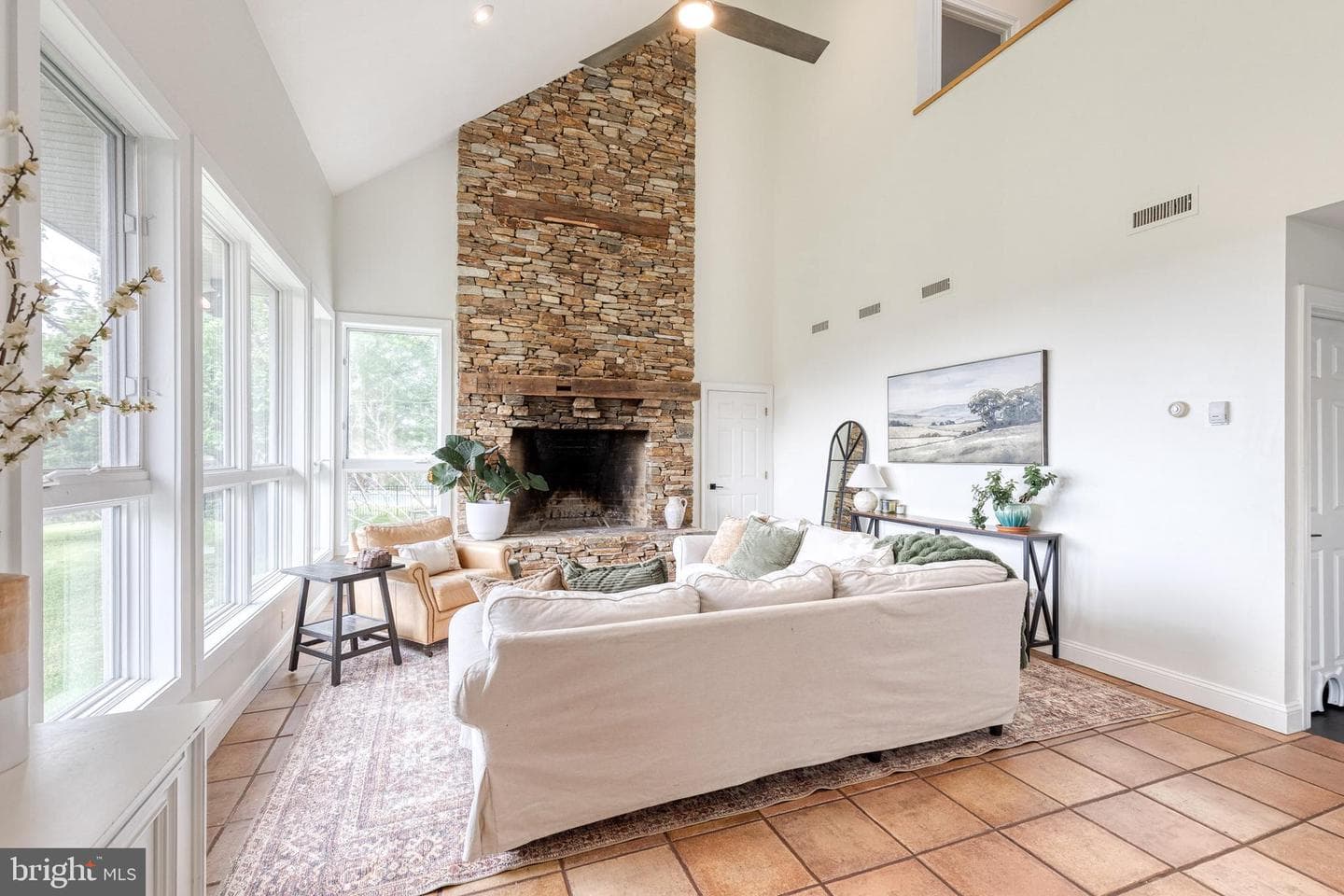 15701 Home Road photo 18