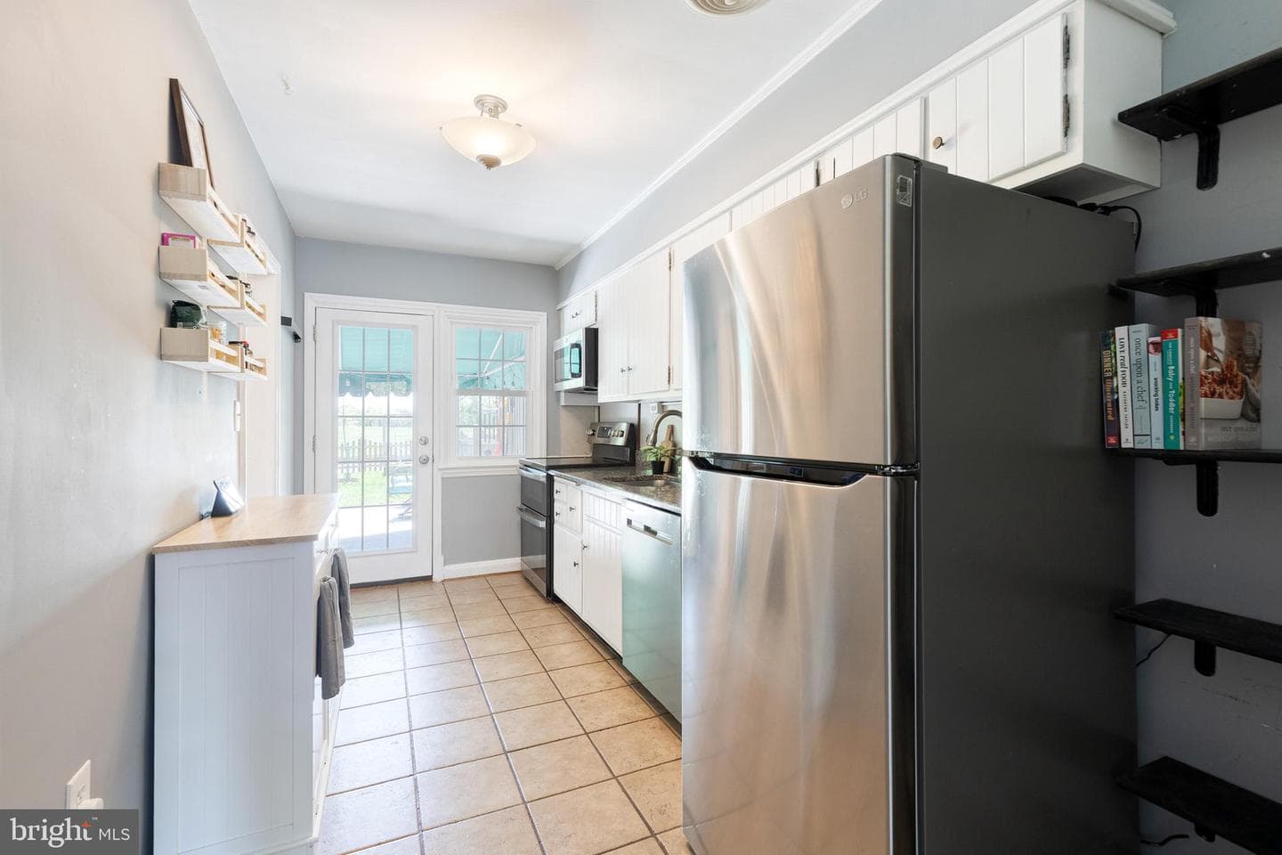 303 Overbrook Road photo 16