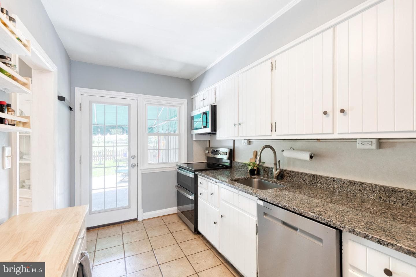303 Overbrook Road photo 17