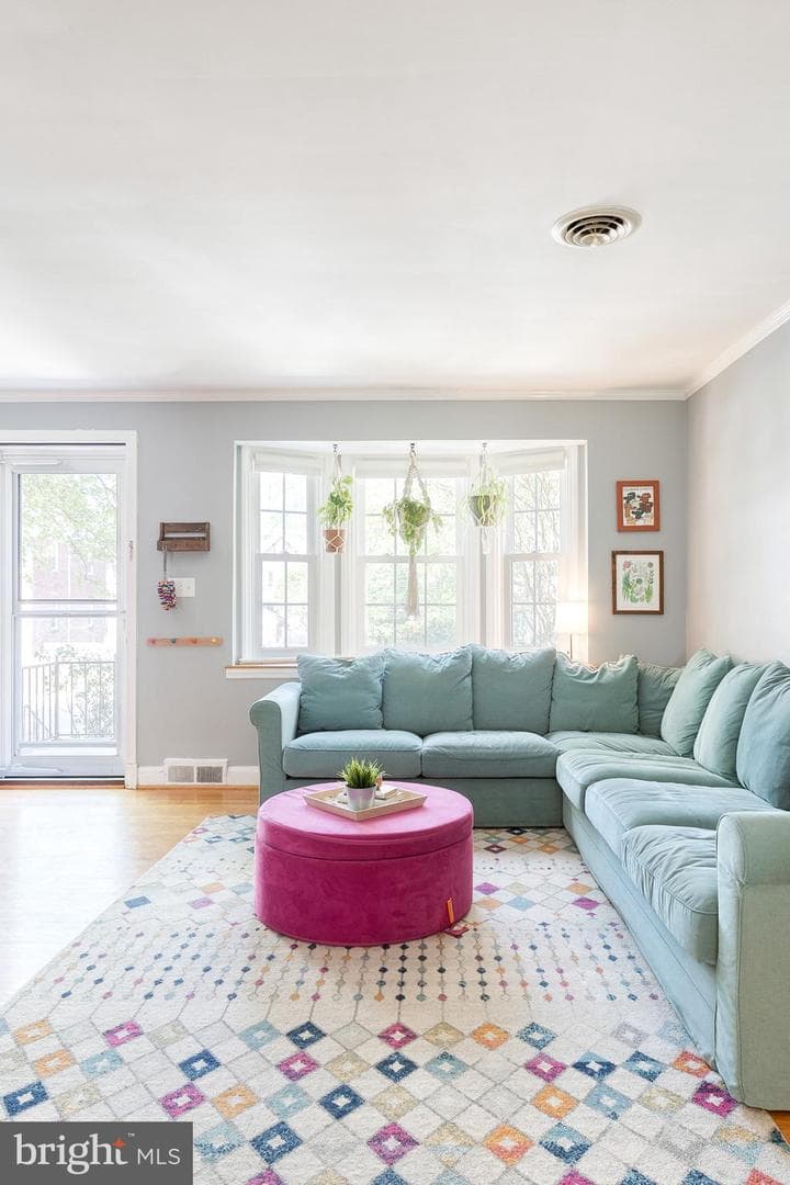 303 Overbrook Road photo 8