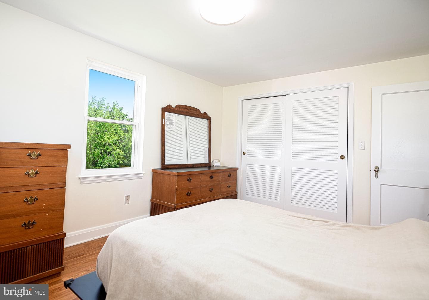 4210 Cardwell photo 16