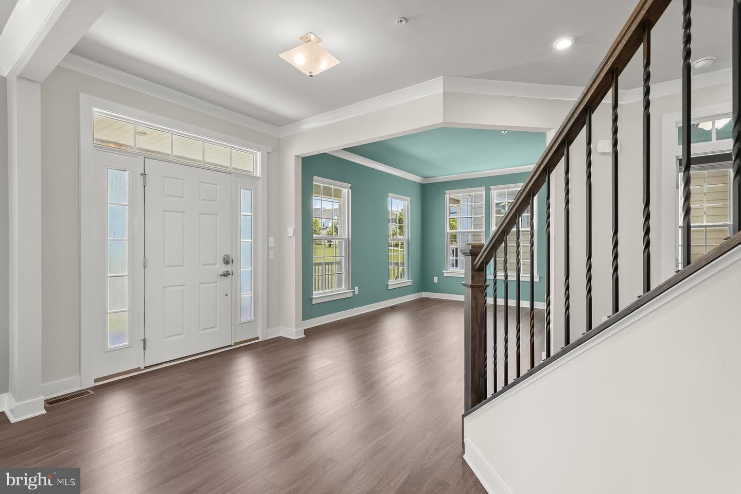 6207 Islington Street photo 9