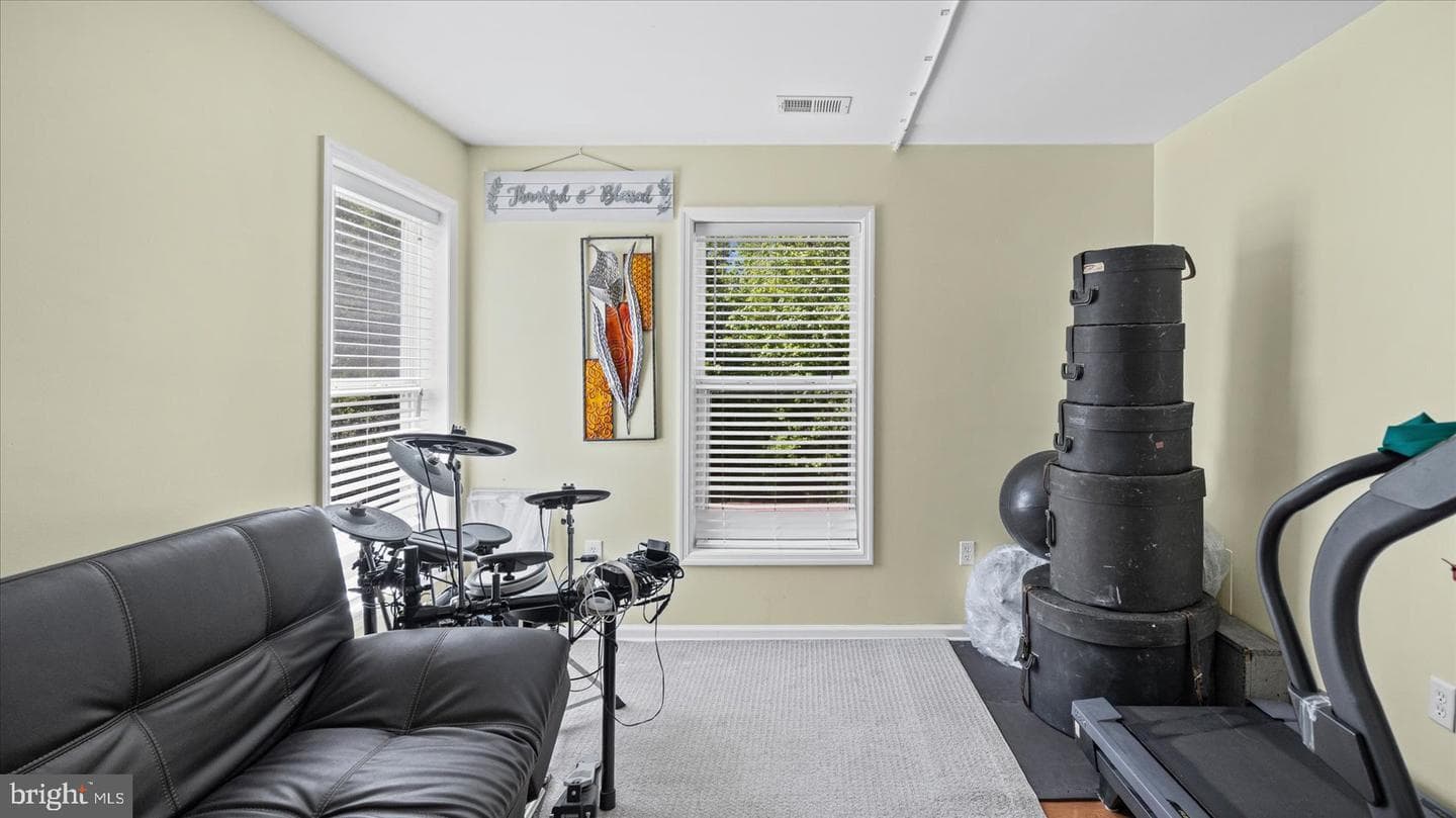 21 Sidewell Court photo 31