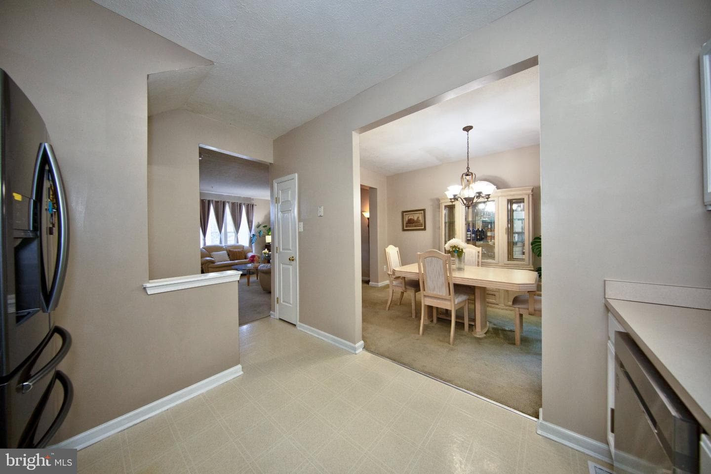23 Caterham Court photo 12