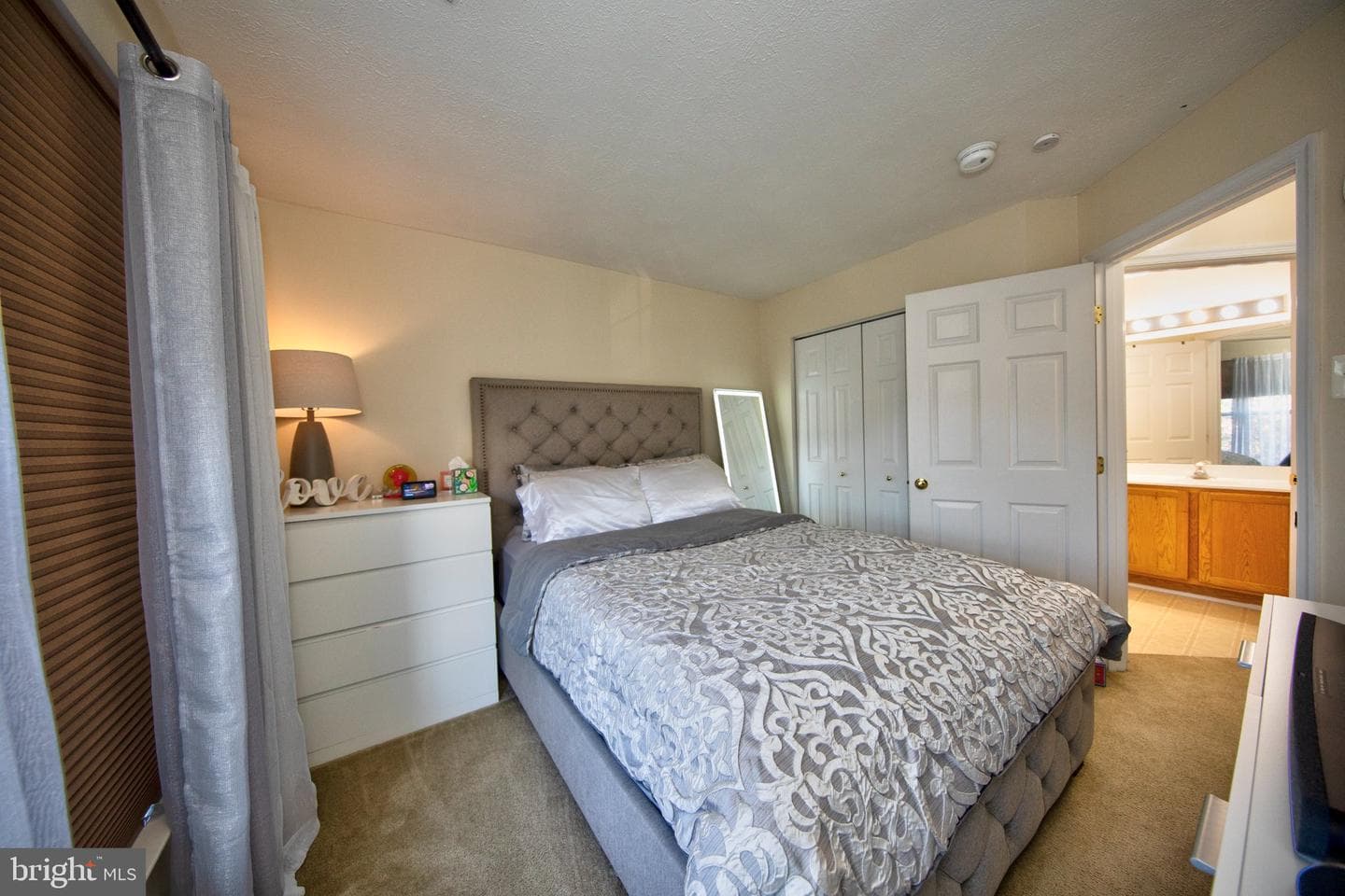 23 Caterham Court photo 18