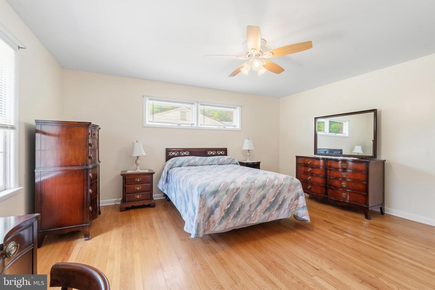 1146 Gypsy Lane E photo 19