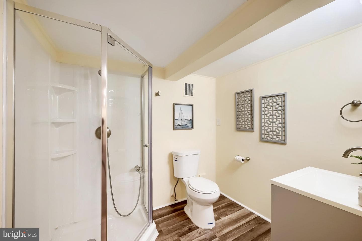 327 Wye Road photo 15