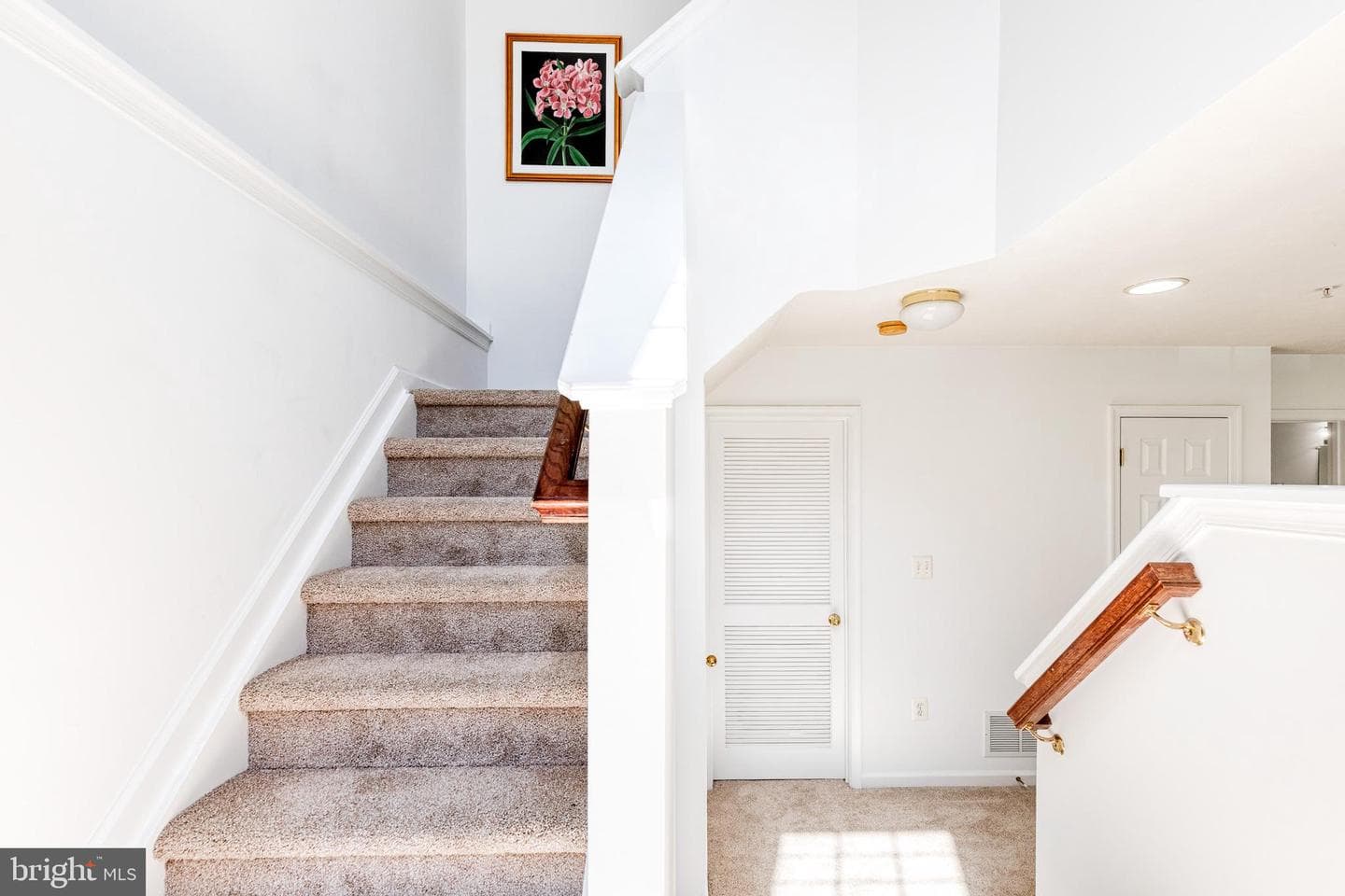 5048 Kemsley Court photo 4