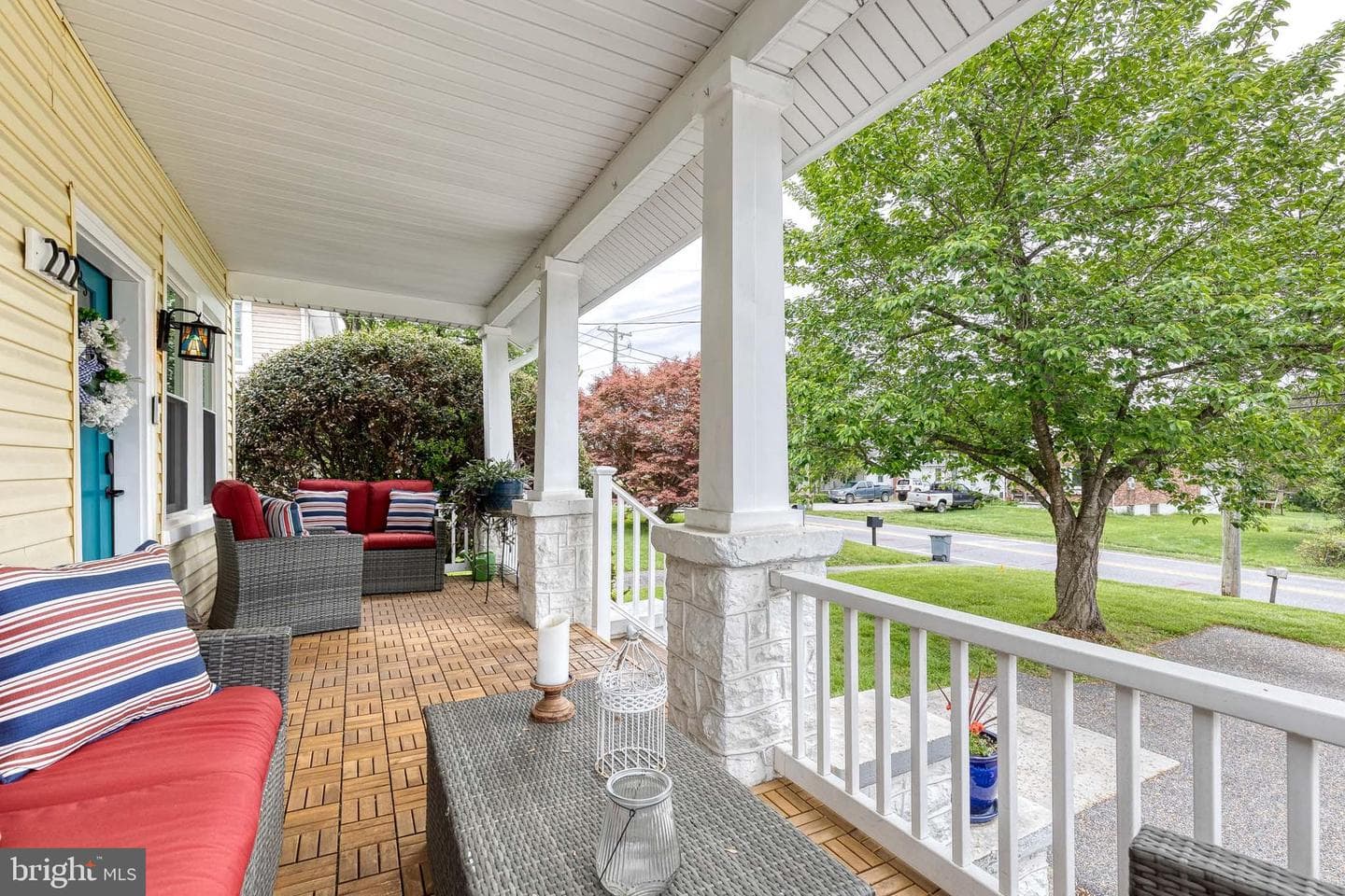 222 Warren Road photo 2