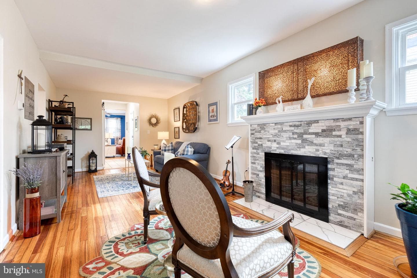 222 Warren Road photo 3