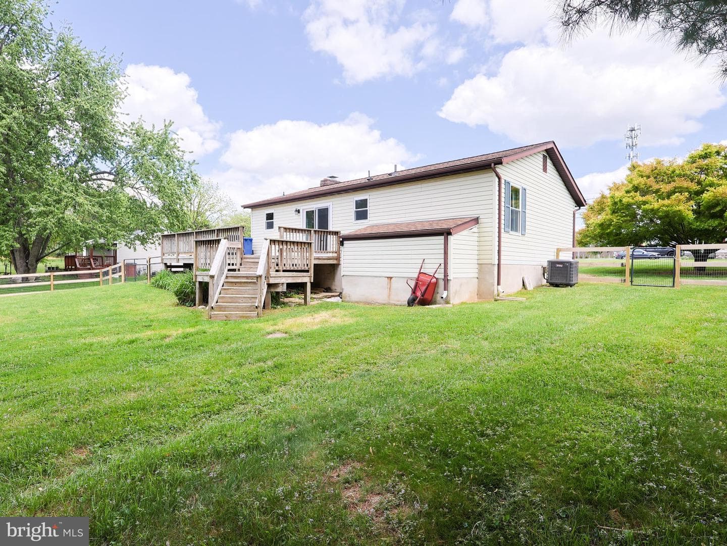 14704 Old Hanover Road photo 33