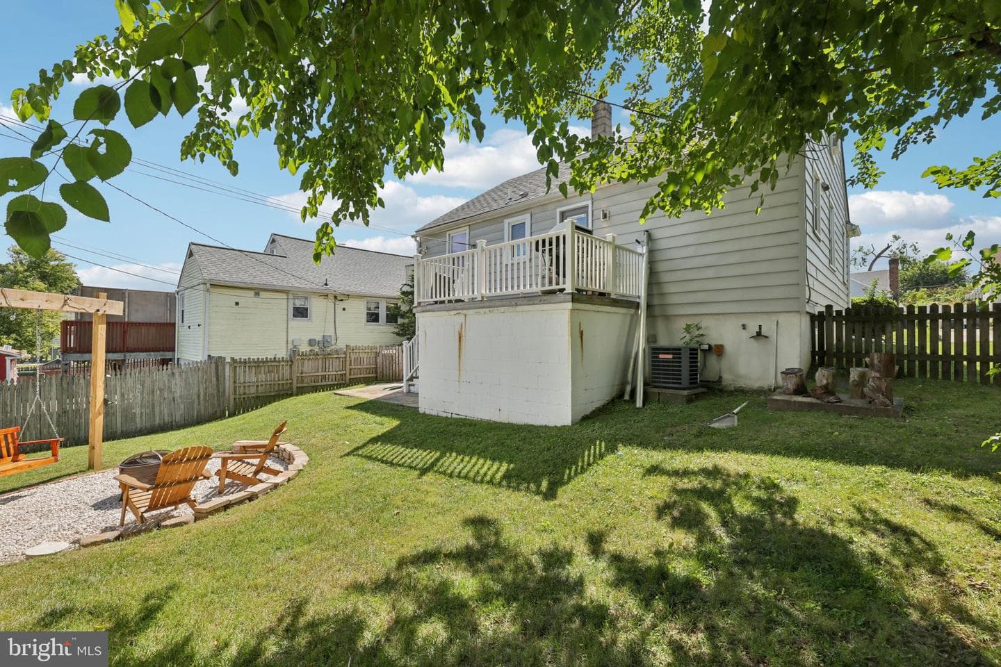 4214 Thorncliff Road photo 36