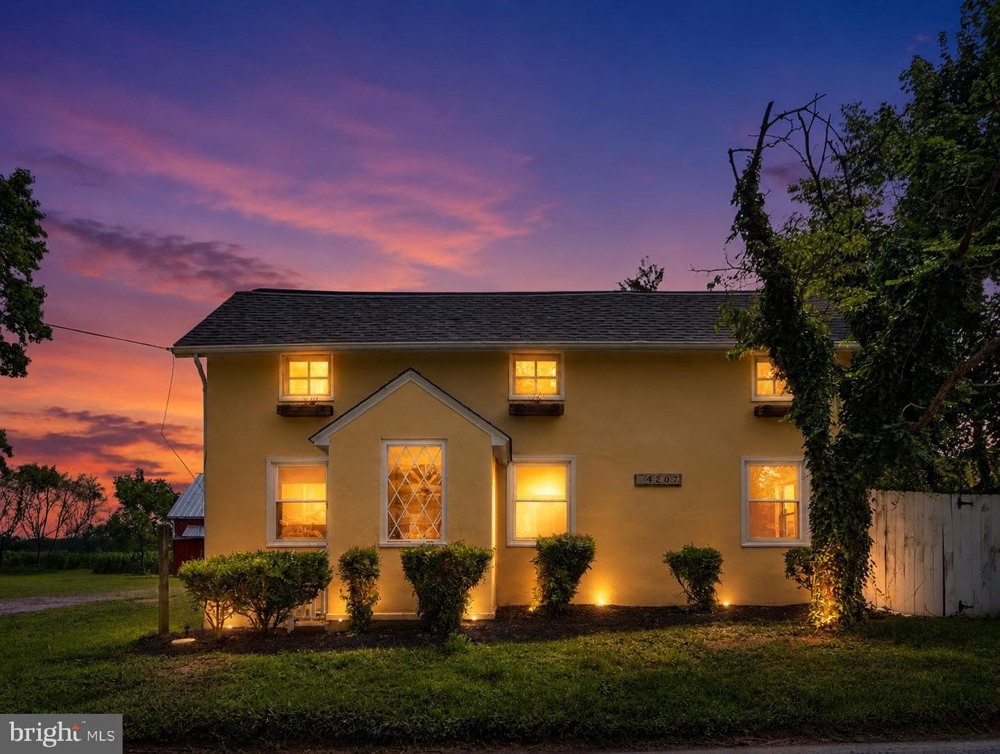 14207 Manor Road photo 1
