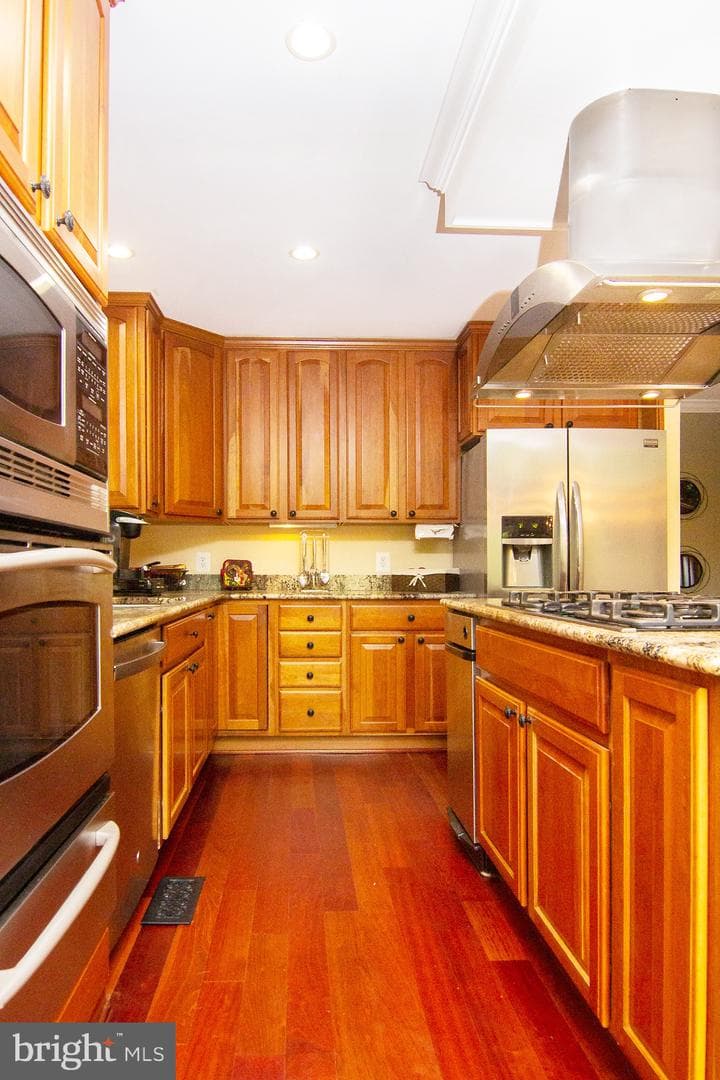 18603 Falls Road photo 31