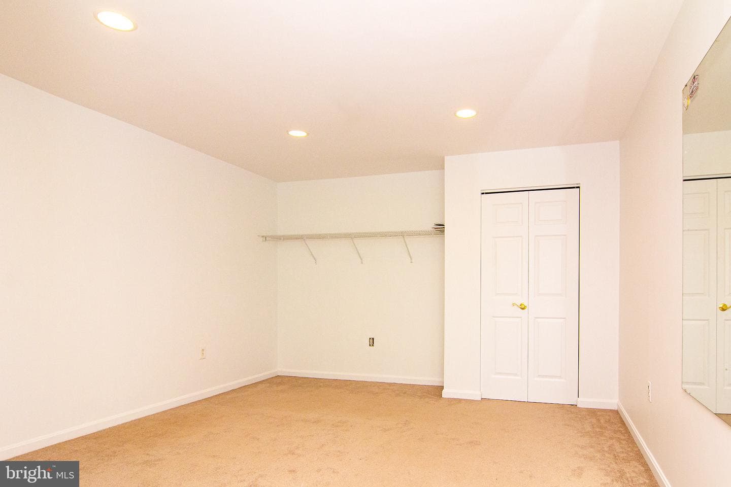 18603 Falls Road photo 59