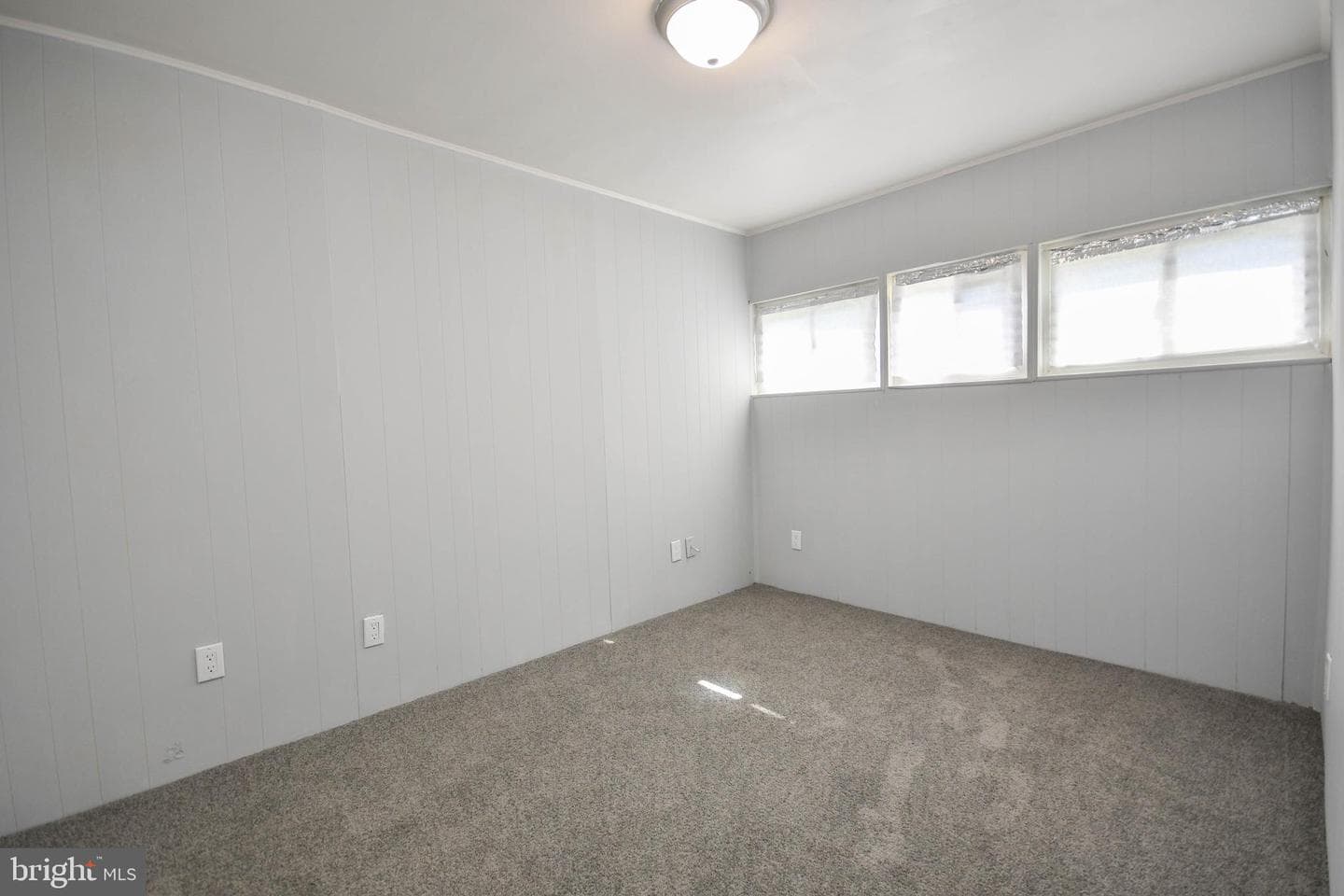 332 Suter Road photo 13