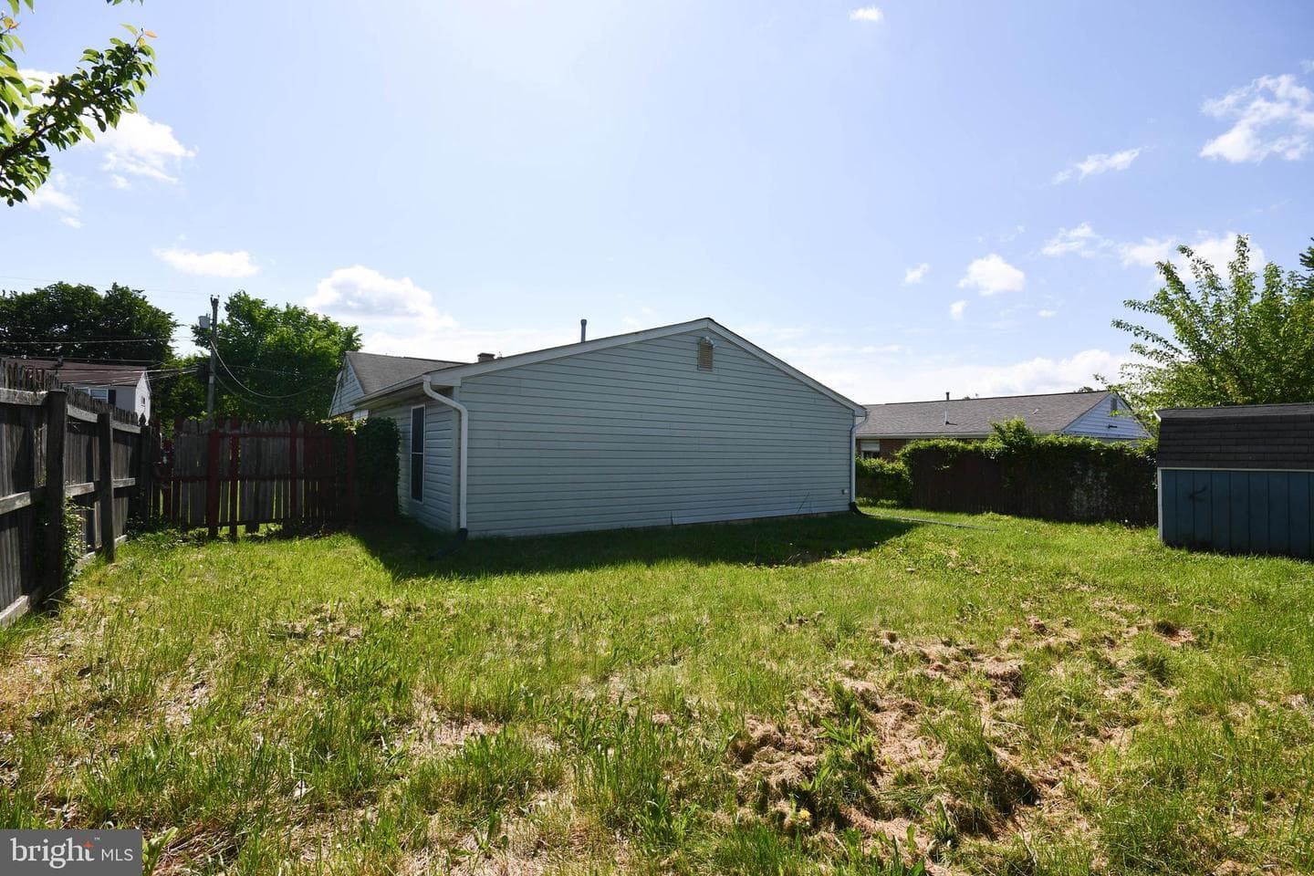 332 Suter Road photo 40