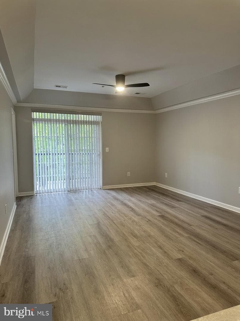 7201 Travertine Drive #201 photo 34