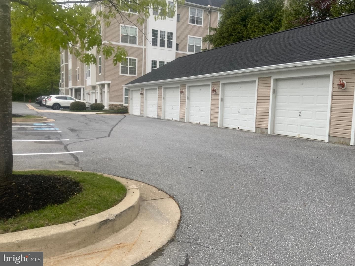 7201 Travertine Drive #201 photo 64