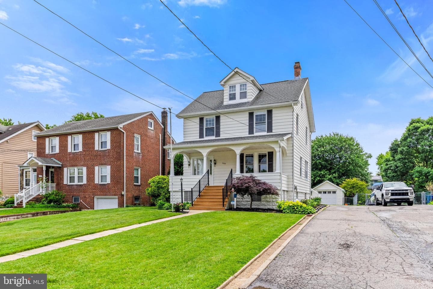 1257 Circle Dr photo 3