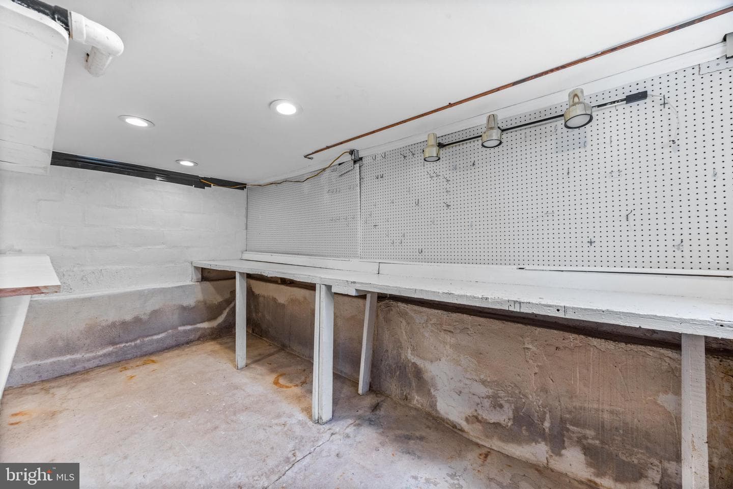 1257 Circle Dr photo 46