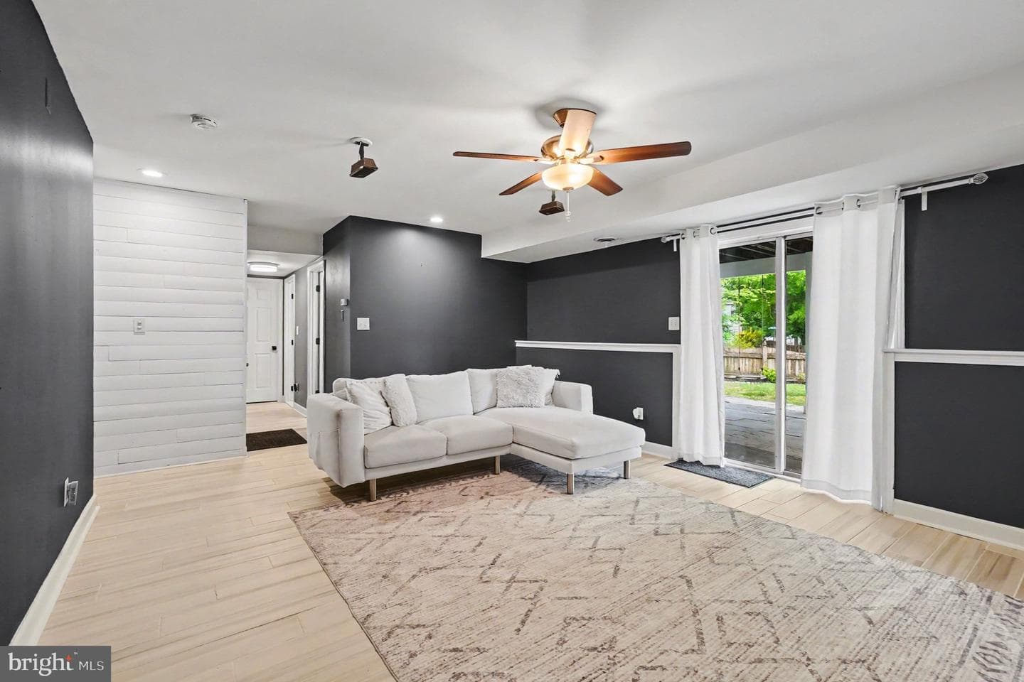 3727 Seneca Garden photo 19