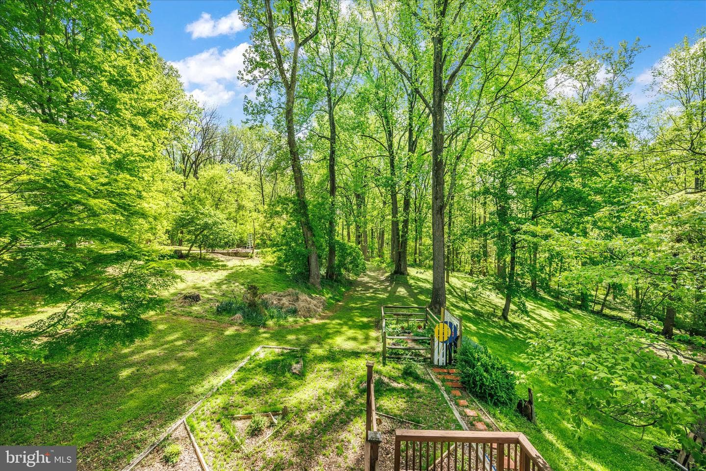 10913 Summit Avenue photo 30