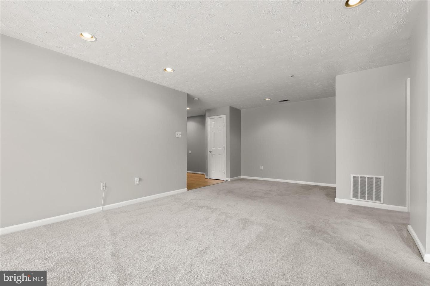 7907 Valley Manor Road #h photo 5