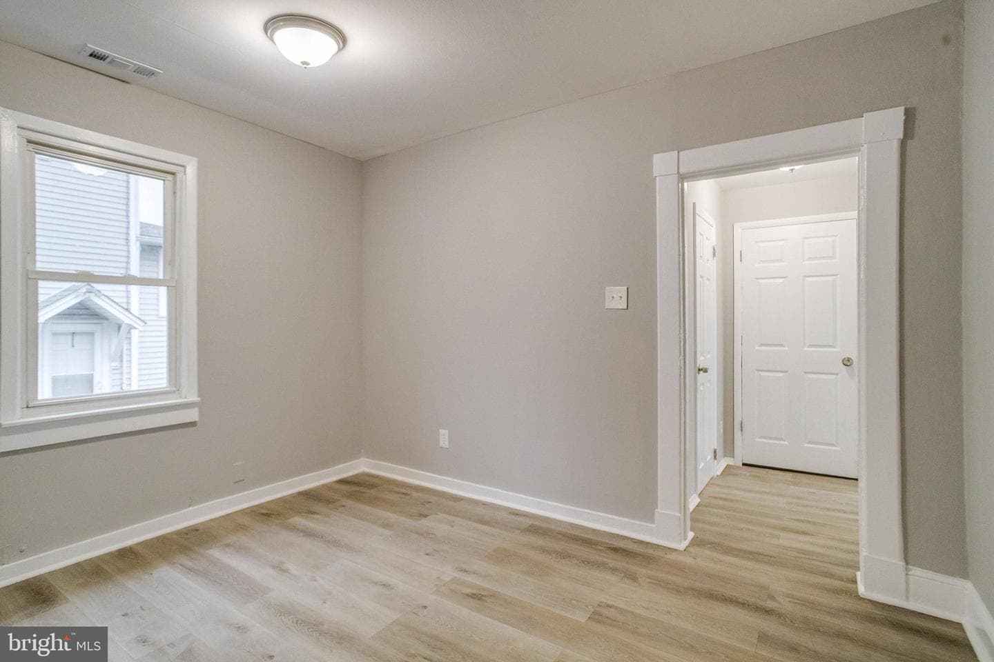 5 Homeland Avenue photo 11