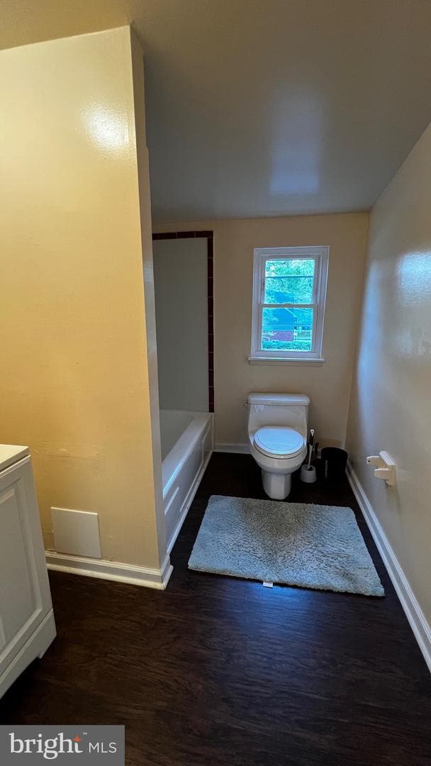 2024 Kennicott Road photo 14