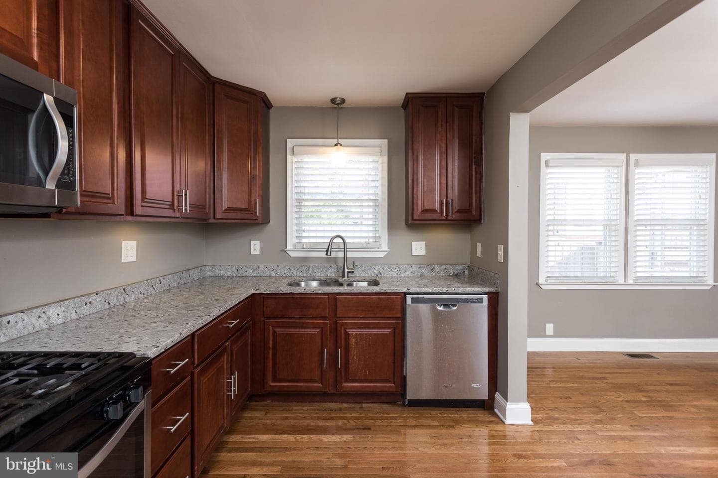 4304 Kensington Road photo 8