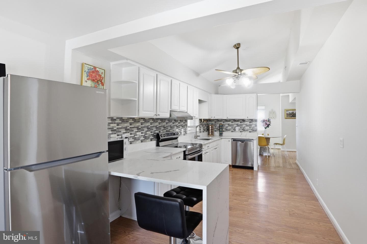 2304 Poplar photo 20