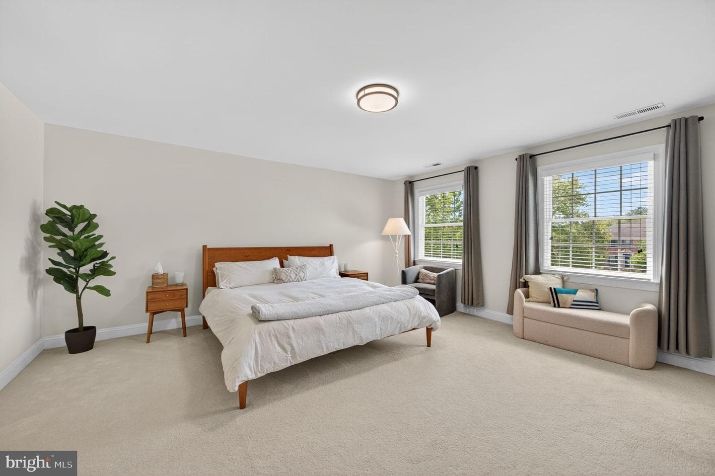 6 Seaberry Court photo 40