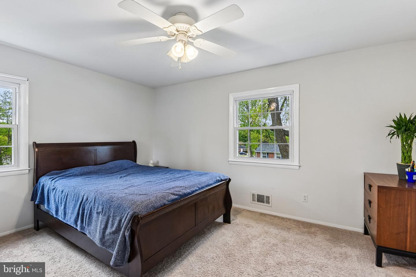 216 Glyndon Drive photo 17