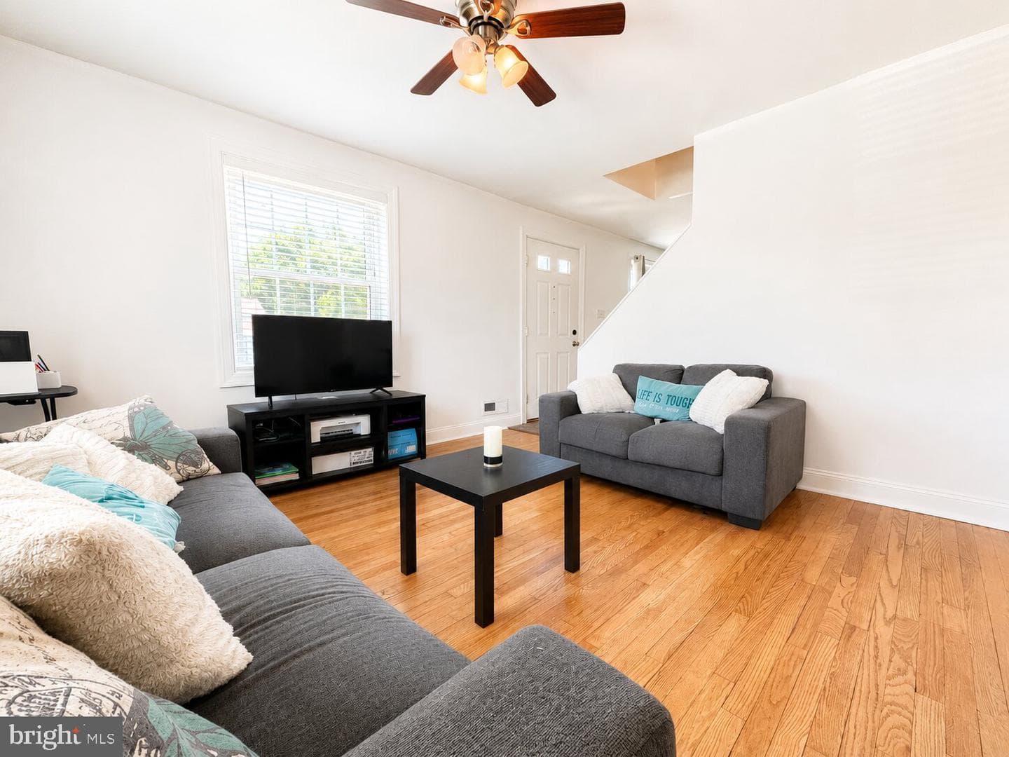 7901 Rolling View Avenue #a photo 8