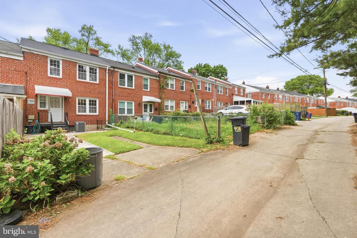 960 Fairmount Avenue photo 9