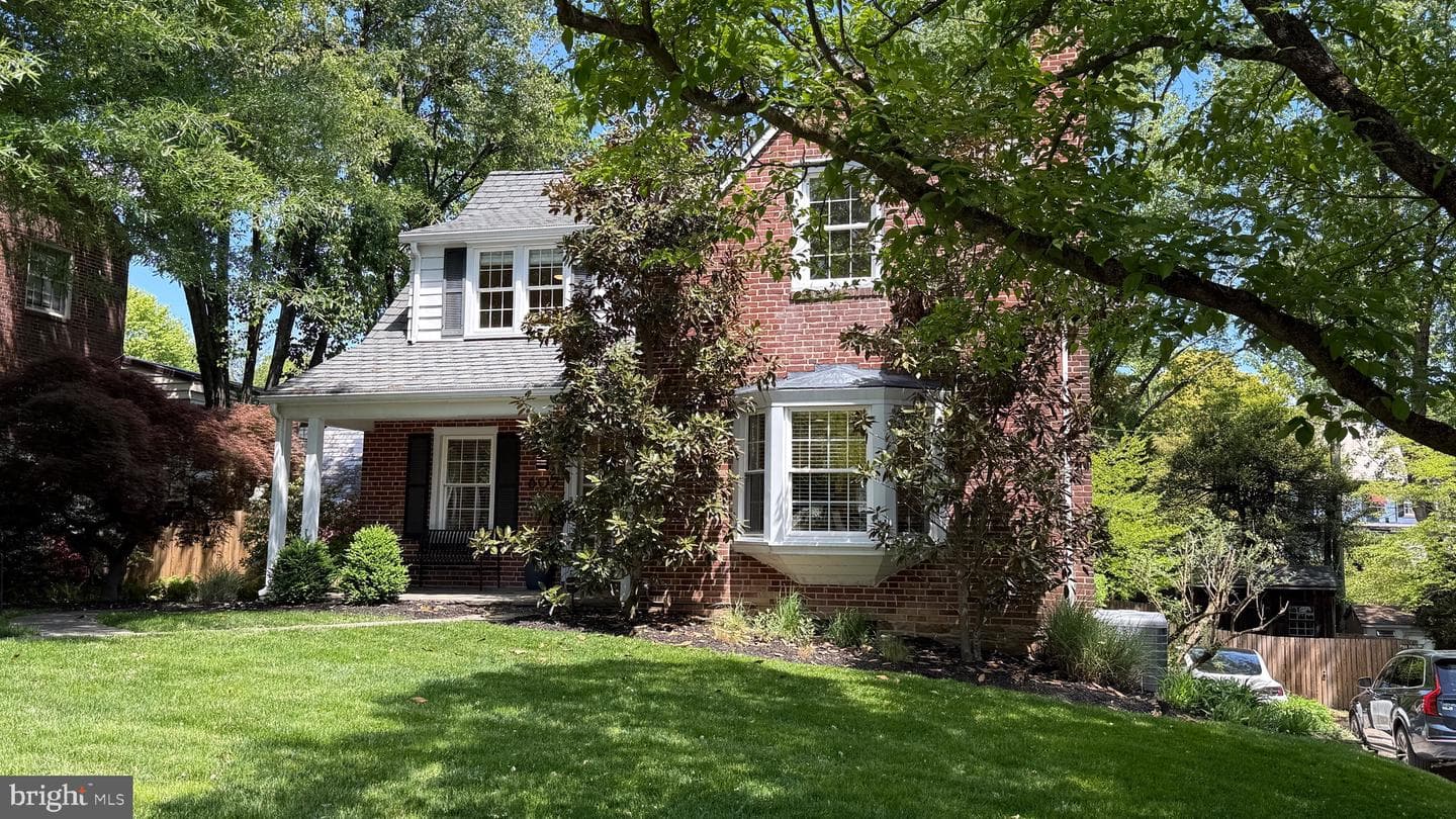 602 Kingston Road photo 26